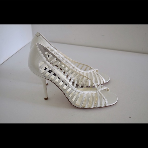 Steven by Steve Madden cut out pumps - Picture 2 of 6